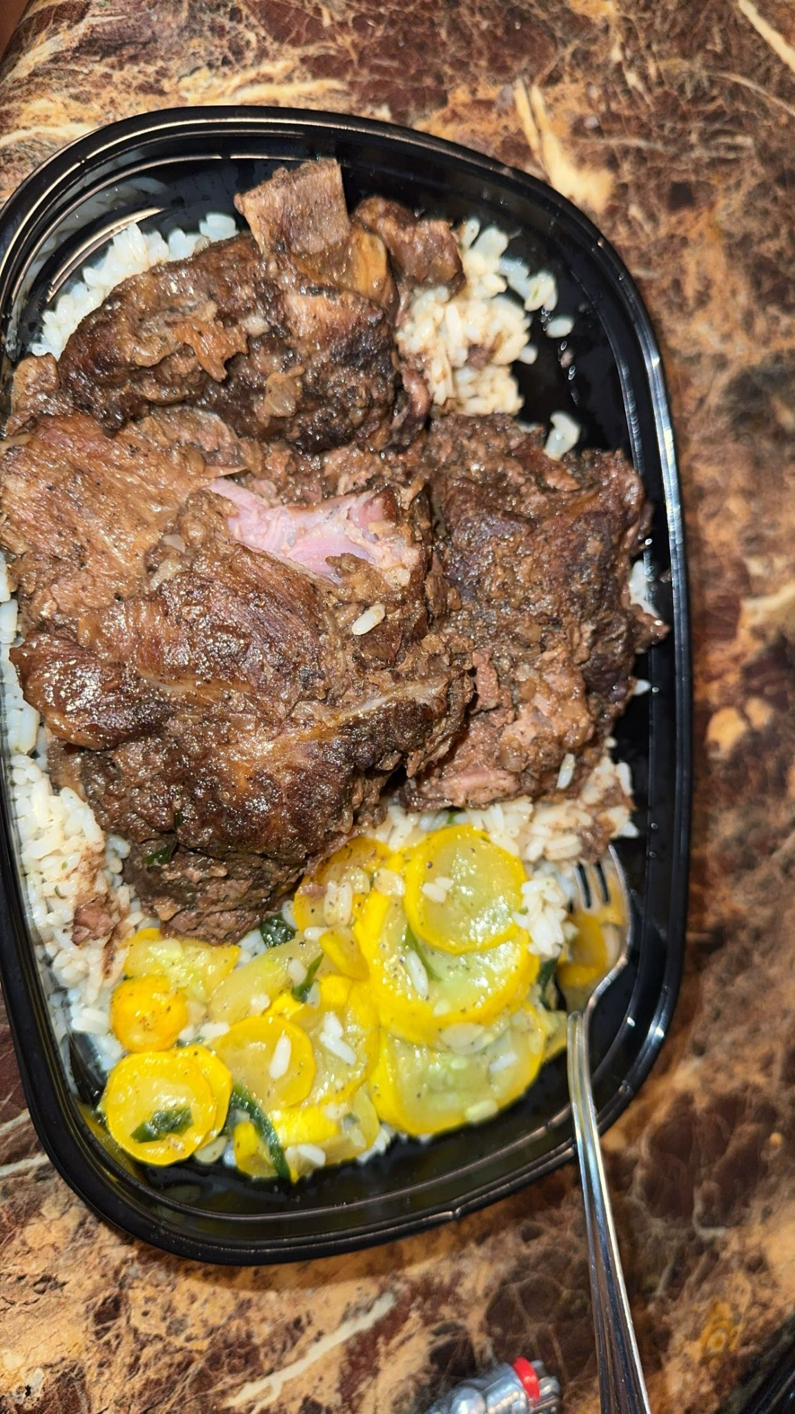 Oxtails over rice with squash